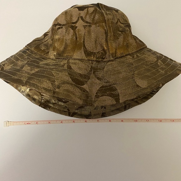 Authentic Coach bucket hat in bronze color - Picture 3 of 7